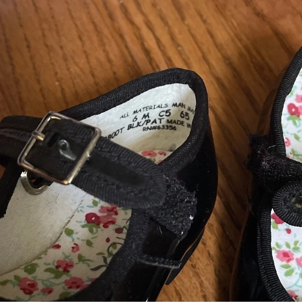 Capezio Black Tap Shoes Girls Size 6M Tele Tone Tap 3800T